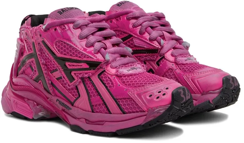 Balenciaga Pink Runner Sneakers (677402 W3RB2)