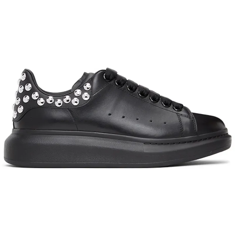 Alexander McQueen Oversized Black Studded Heel (634606WHYBN1069)