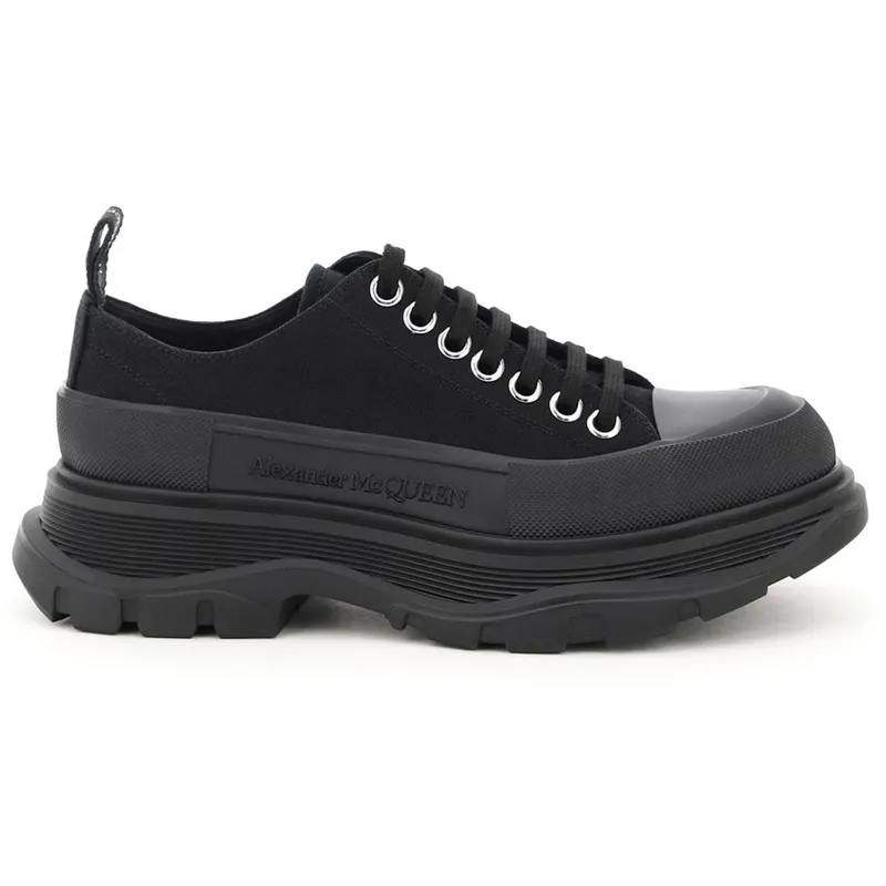 Alexander McQueen Tread Slick Low Lace Up Black (W) (611705 W4MV2 1000)
