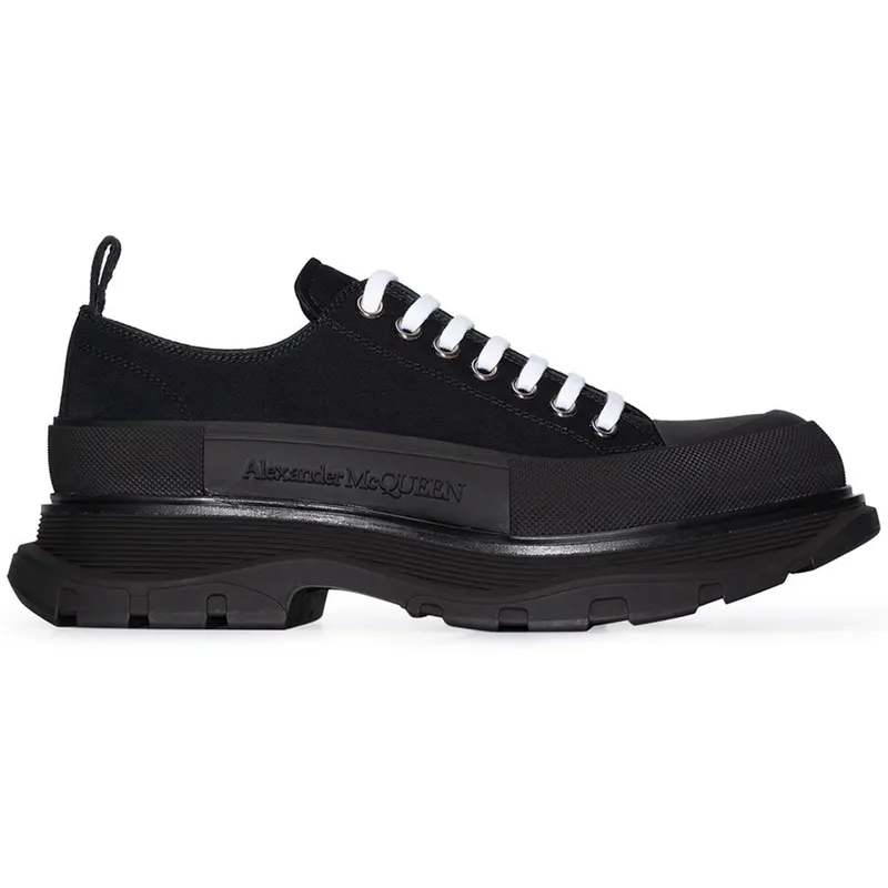Alexander McQueen Tread Slick Low Lace Up Triple Black (604257 W4L32 1000 / 705660 W4MV2 1000)