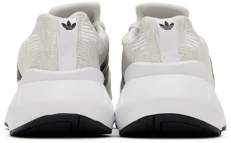 adidas Kids Kids White Swift Run 22 Big Kids Sneakers (GW8179)