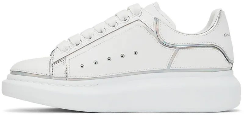 Alexander McQueen Black Oversized Sneakers (645868WIBNV)