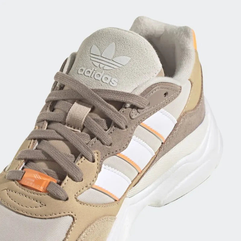adidas Retropy F90 Aluminium / Cloud White / Magic Beige (HP9628)