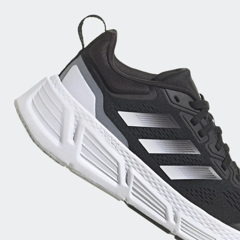 adidas Questar Core Black / Cloud White / Grey Two (GX7162)