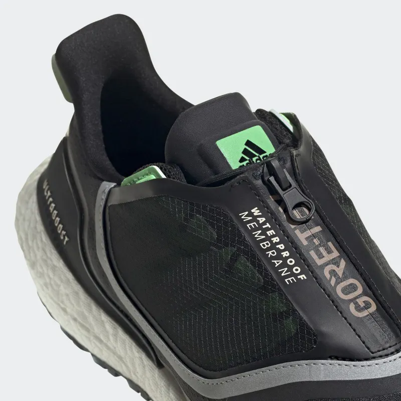 adidas Ultraboost 22 GORE-TEX Carbon / Cloud White / Beam Green (GX9127)