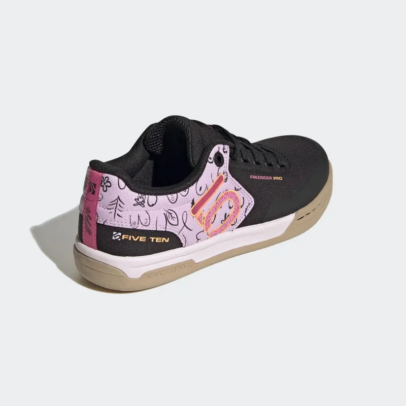 adidas FIVE TEN FREERIDER PRO CANVAS BCA MOUNTAIN BIKE SCHOENEN Core Black / Bliss Lilac / Beam Orange (GZ4706)
