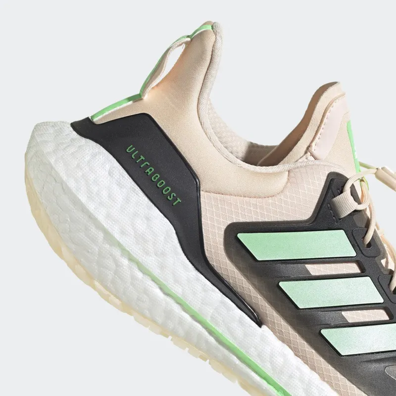 adidas Ultraboost 22 COLD.RDY 2.0 Bliss Orange / Beam Green / Core Black (GZ6877)