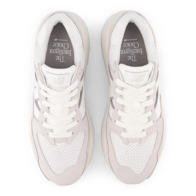 New Balance 57/40 White / Sea Salt / Silver Metallic (M5740V1-40635)