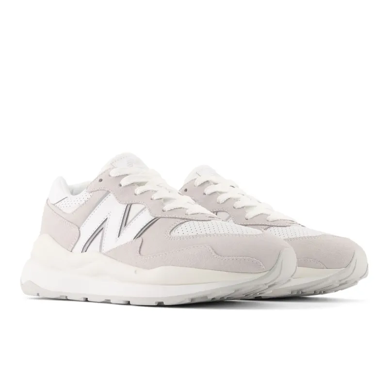 New Balance 57/40 White / Sea Salt / Silver Metallic (M5740V1-40635)