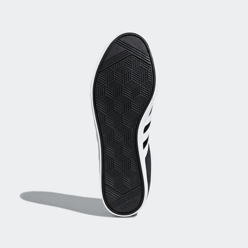 adidas Courtset Core Black / Cloud White / Matte Silver (B44619)
