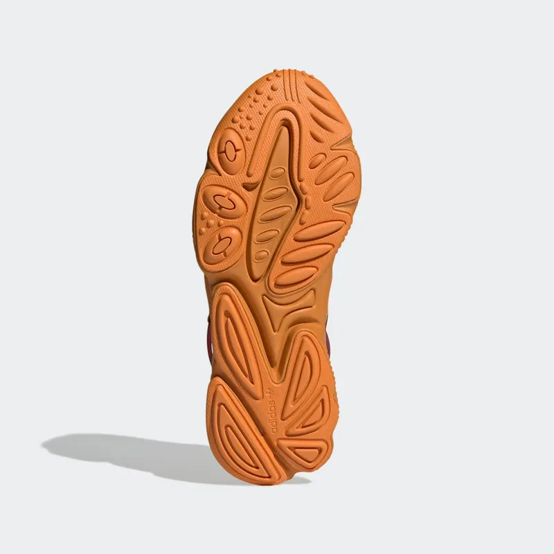 adidas OZWEEGO Focus Orange / Team Victory Red / Victory Crimson (GX6550)