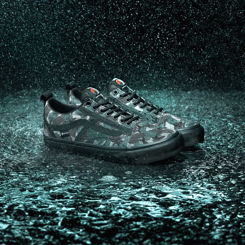VANS Vans X Ræburn Old Skool Gore-tex Vr3 Zwart (VN0A4BVJCMA)