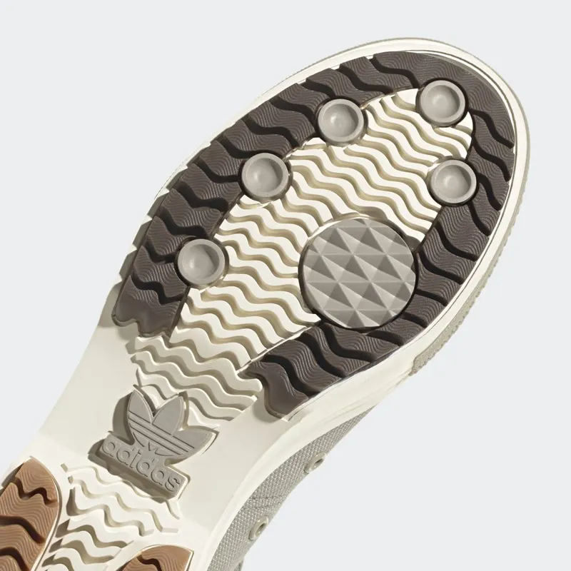adidas Nizza Trek Feather Grey / Grey One / Light Brown (GY9539)