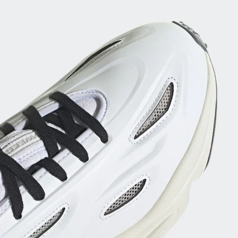 adidas OZWEEGO Celox Cloud White / Cloud White / Core Black (H04233)