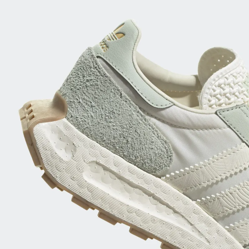 adidas Retropy E5 Cloud White / Linen Green / Off White (HQ6962)