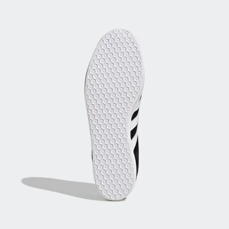 adidas Gazelle 85 Core Black / Cloud White / Gold Metallic (FZ5594)