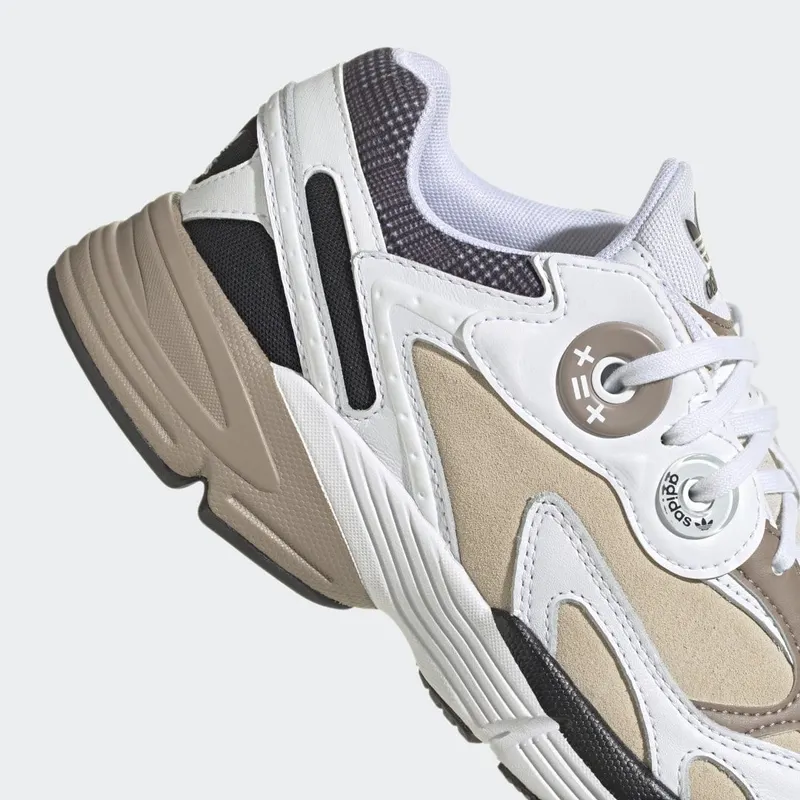 adidas Astir Cloud White / Wonder White / Chalky Brown (FZ6601)