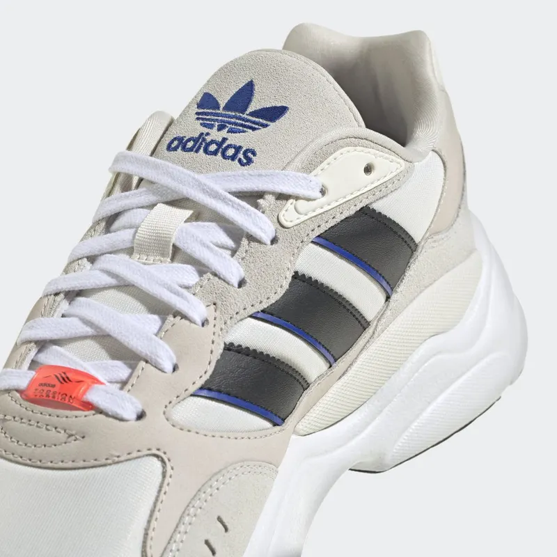 adidas Retropy F90 Off White / Core Black / Aluminium (HP8024)