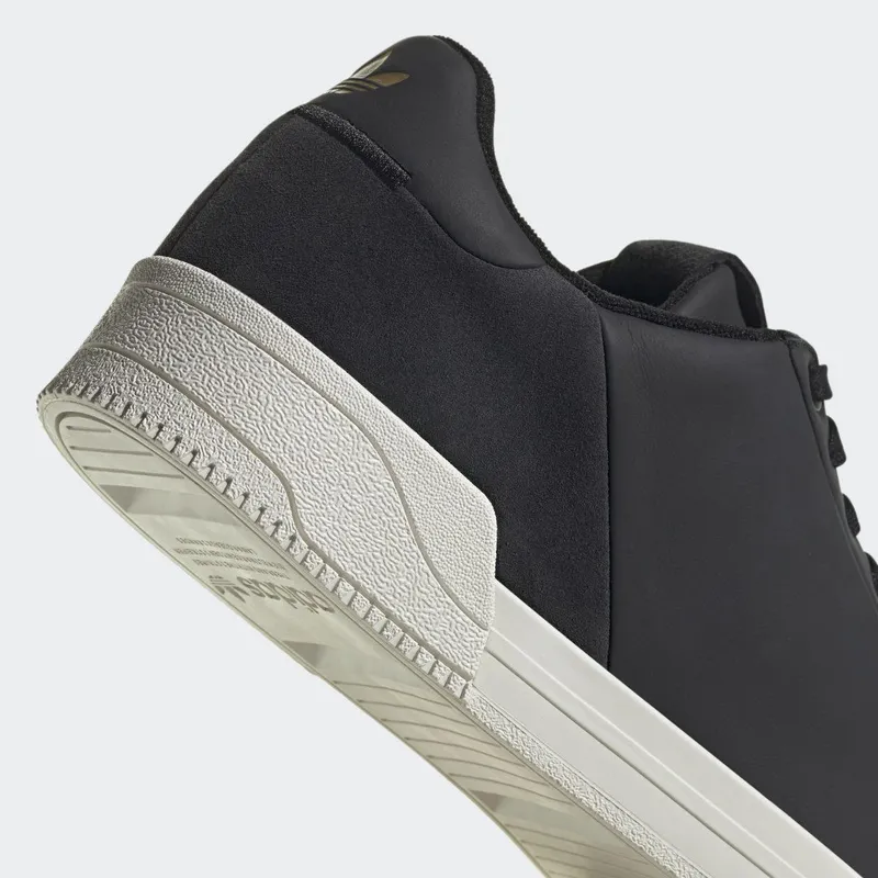 adidas Court Tourino RF Core Black / Chalk White / Gold Metallic (GV7907)