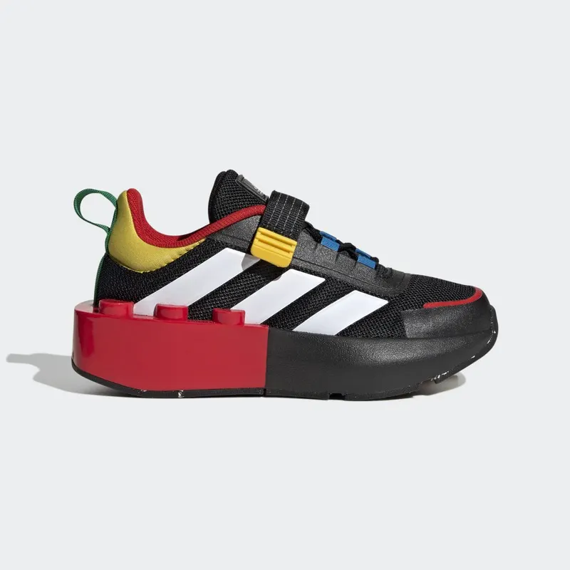 adidas adidas x LEGOÂ® Tech RNR Lifestyle met Elastische Veters en Klittenband Core Black / Cloud White / Red (HP5877)