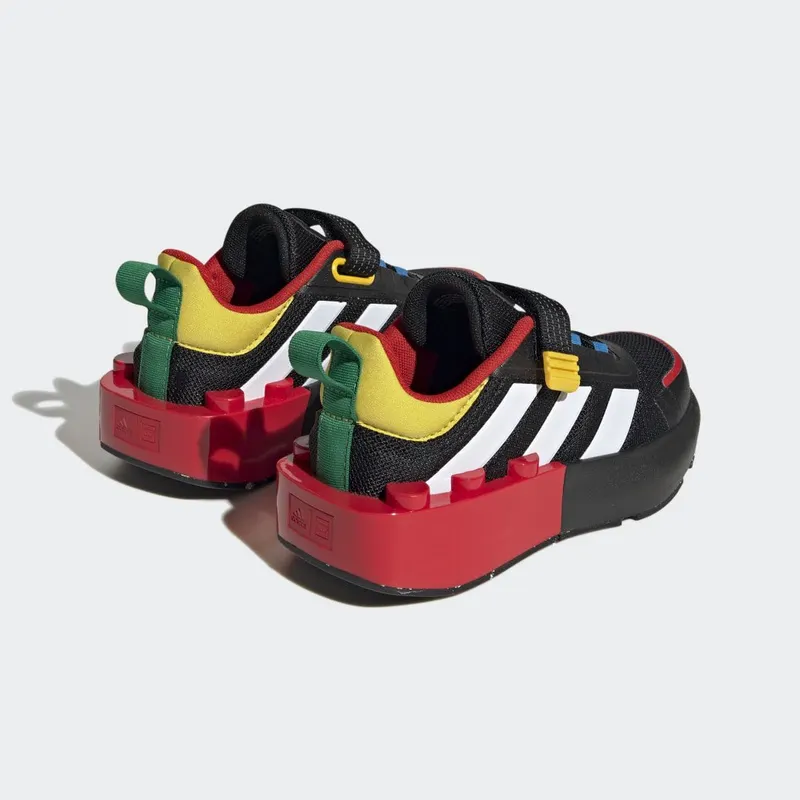 adidas adidas x LEGOÂ® Tech RNR Lifestyle met Elastische Veters en Klittenband Core Black / Cloud White / Red (HP5877)