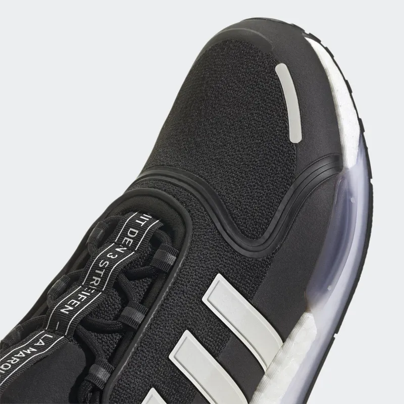 adidas NMD_V3 Core Black / Cloud White / Core Black (HP9833)