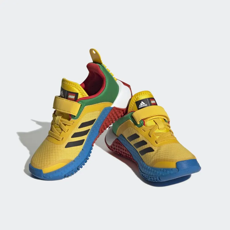 adidas adidas Sport DNA x LEGOÂ® Lifestyle met Elastische Veters en Klittenband Eqt Yellow / Core Black / Shock Blue (HQ1310)
