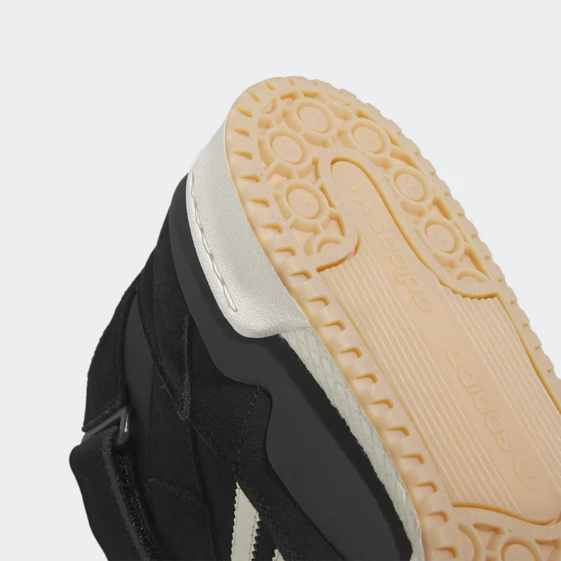 adidas Forum Mid Core Black / Cream White / Gum (FZ6252)