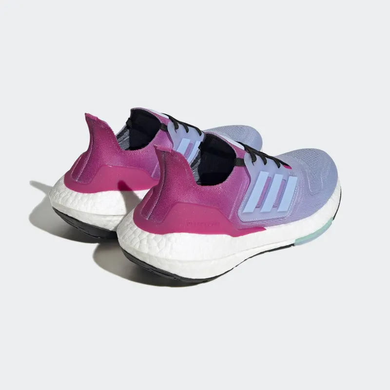 adidas Ultraboost 22 Blue Dawn / Blue Dawn / Lucid Fuchsia (HP9933)