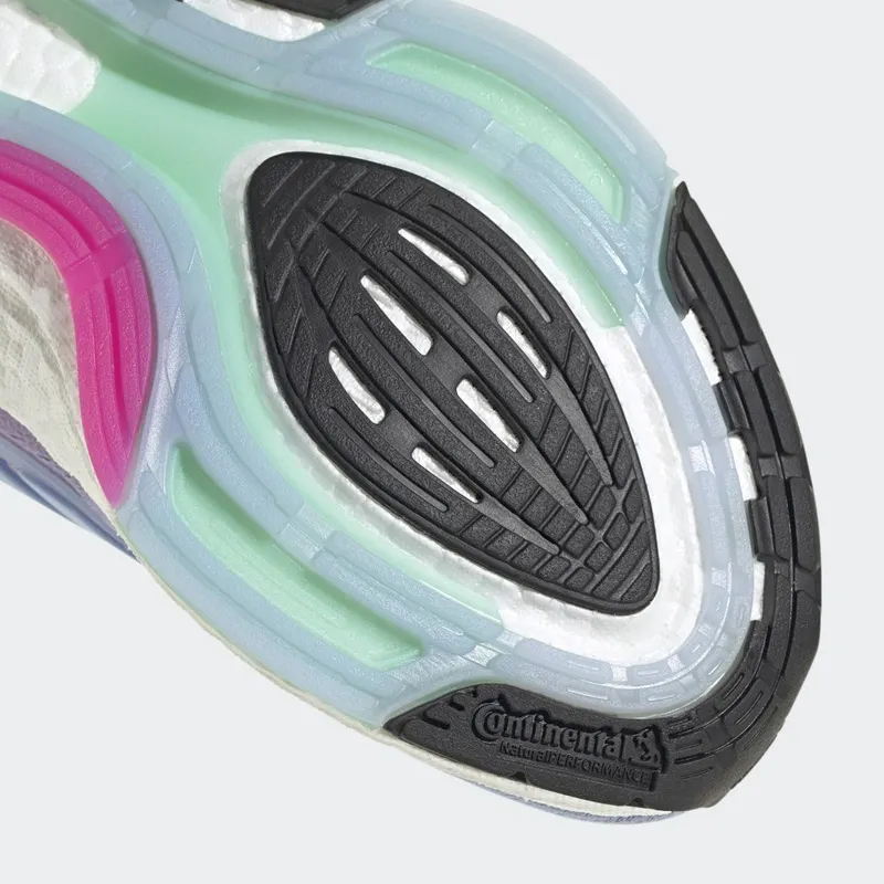 adidas Ultraboost 22 Blue Dawn / Blue Dawn / Lucid Fuchsia (HP9933)