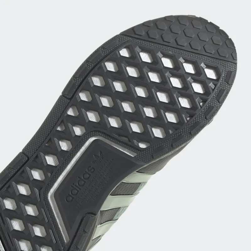 adidas NMD_V3 Silver Green / Carbon / Grey Four (HQ4444)