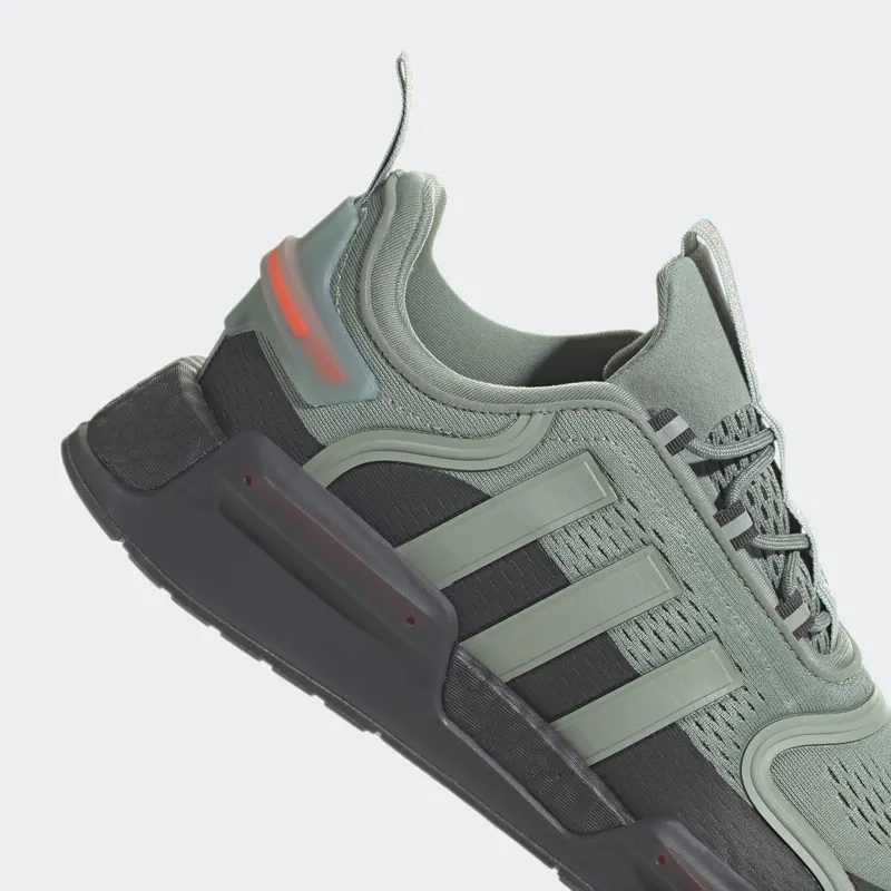 adidas NMD_V3 Silver Green / Carbon / Grey Four (HQ4444)
