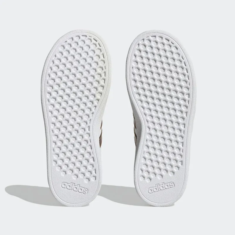 adidas Grand Court Sustainable Lifestyle Tennis Veterschoenen Cloud White / Cloud White / Matte Gold (GY2578)