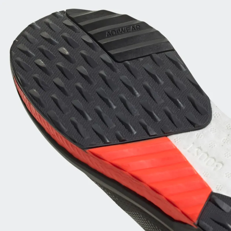 adidas Avryn Core Black / Core Black / Solar Red (HP5980)