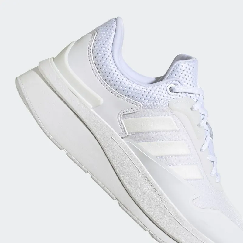 adidas ZNCHILL LIGHTMOTION+ Lifestyle Cloud White / Cloud White / Core Black (HP6089)