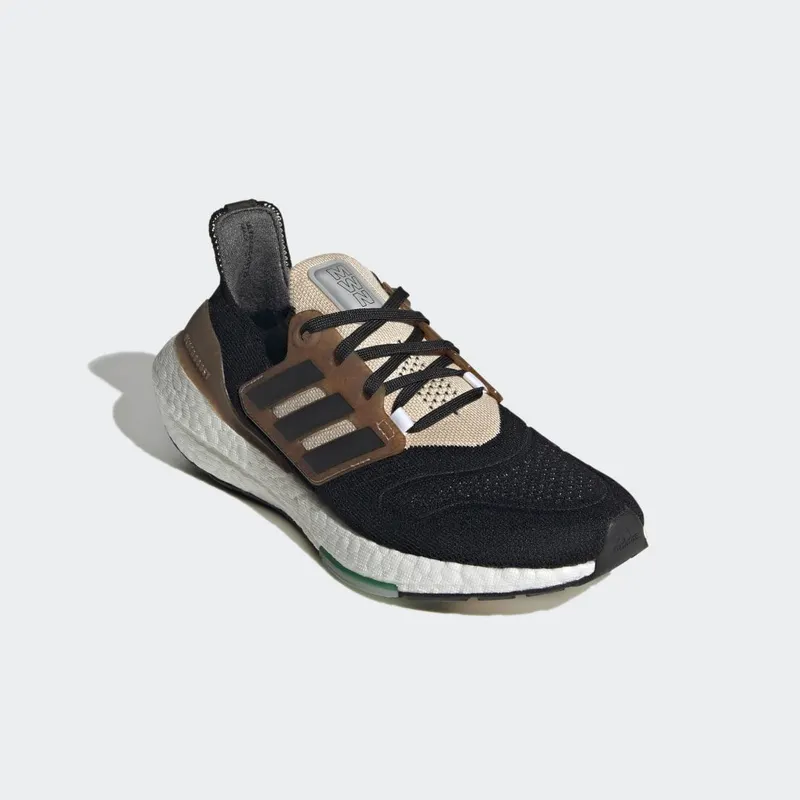 adidas Ultraboost 22 Made with Nature Core Black / Core Black / Wonder Taupe (HQ3540)