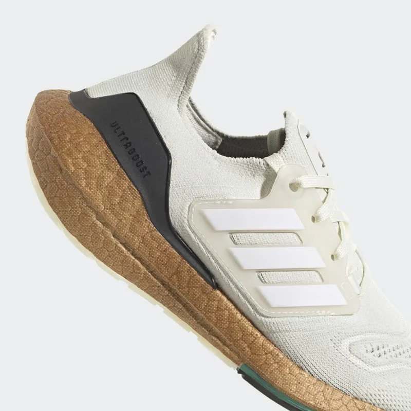 adidas Ultraboost 22 Made with Nature White Tint / Zero Metalic / Core Black (HP9184)