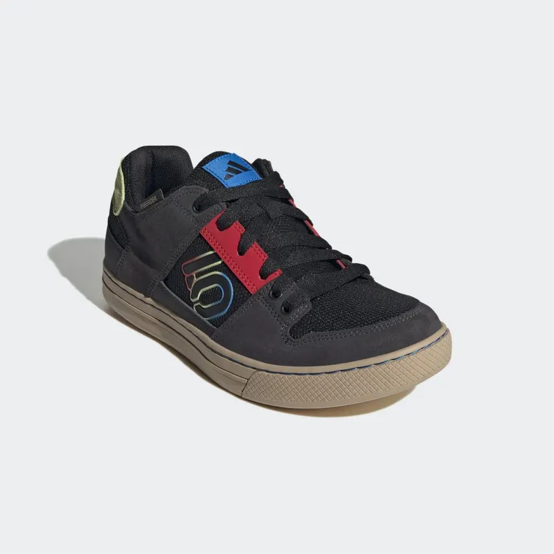 adidas FIVE TEN FREERIDER MOUNTAIN BIKE SCHOENEN Core Black / Carbon / Red (HP9937)