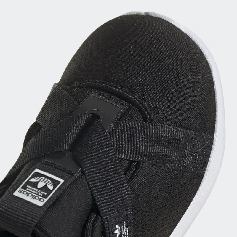 adidas Originals Flex 2.0 Core Black / Cloud White / Core Black (HQ6052)