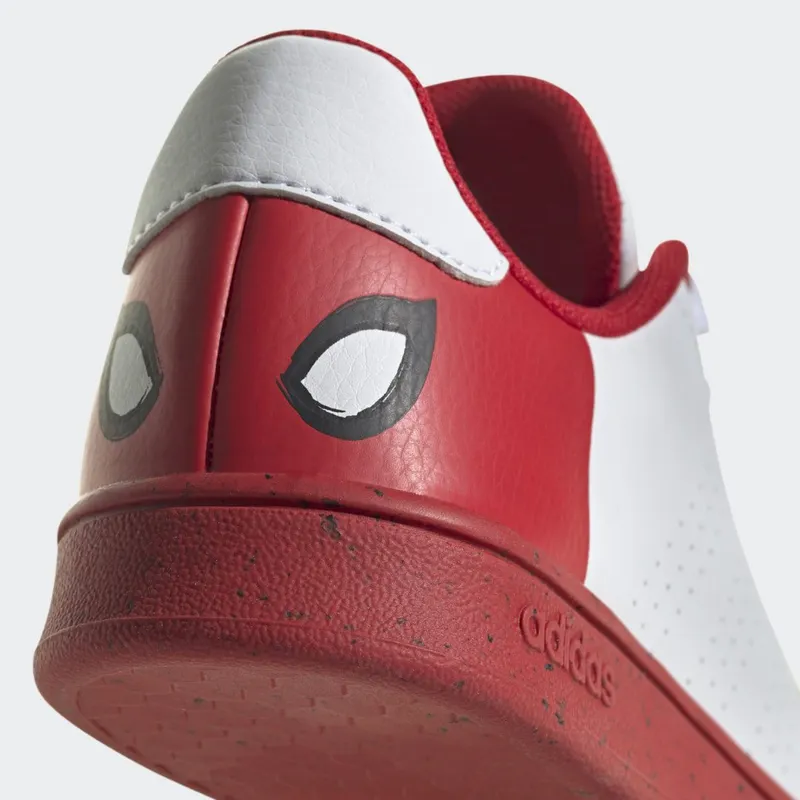 adidas adidas x Marvel Advantage Spider-Man Veterschoenen Cloud White / Cloud White / Better Scarlet (HQ8838)