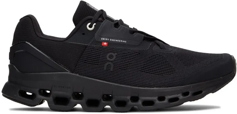 On Black Cloudstratus Sneakers (39.99214)