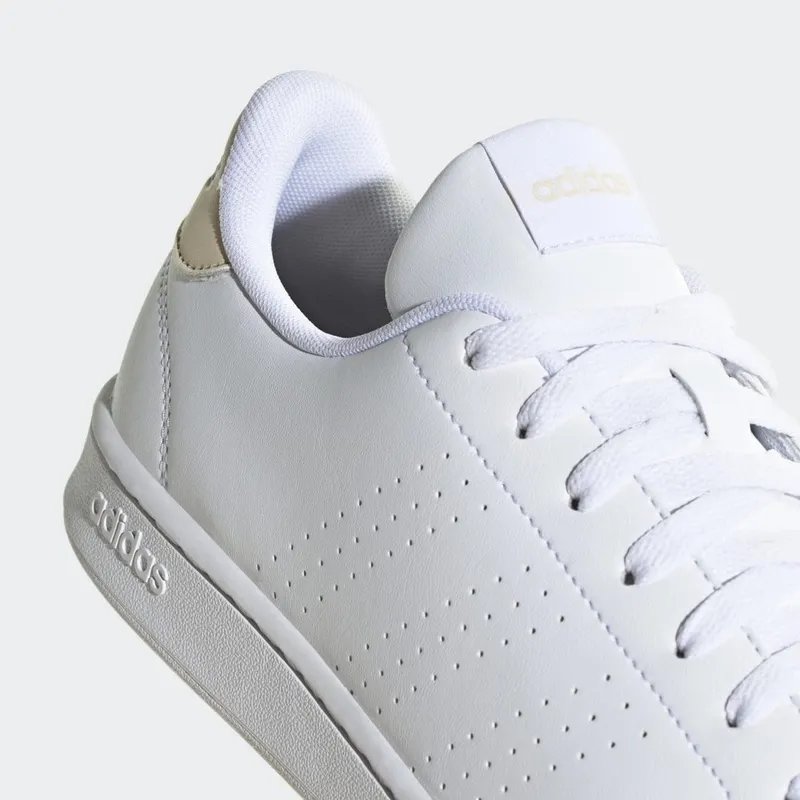 adidas Advantage Cloud White / Cloud White / Sand Strata (H06409)