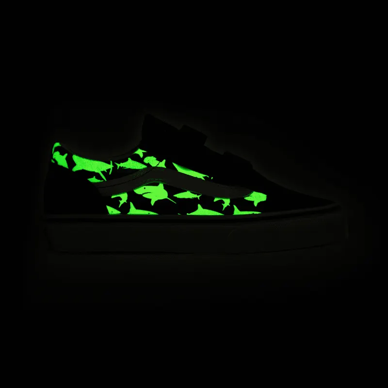 VANS Glow Sharks Old Skool Kinderschoenen Met Klittenband Zwart (VN0A4BUV7T7)