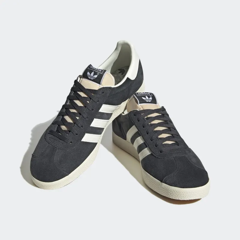 adidas Gazelle Carbon / Off White / Cream White (GY7340)