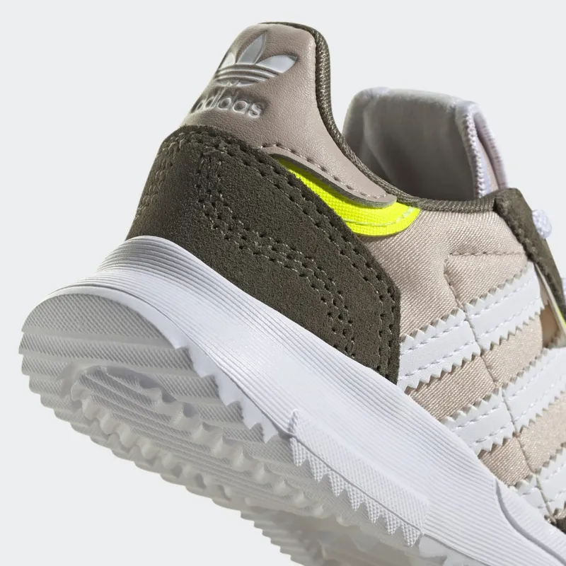 adidas Retropy F2 Wonder Taupe / Cloud White / Olive Strata (HQ1537)