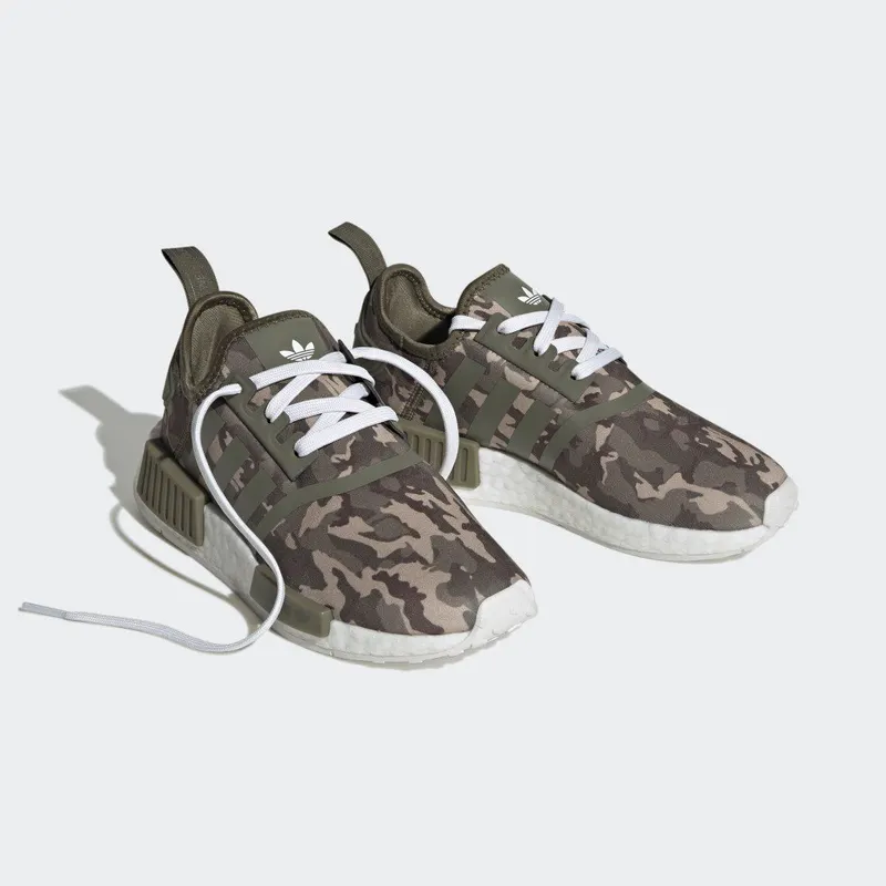 adidas NMD_R1 Olive Strata / Cloud White / Olive Strata (HQ1652)