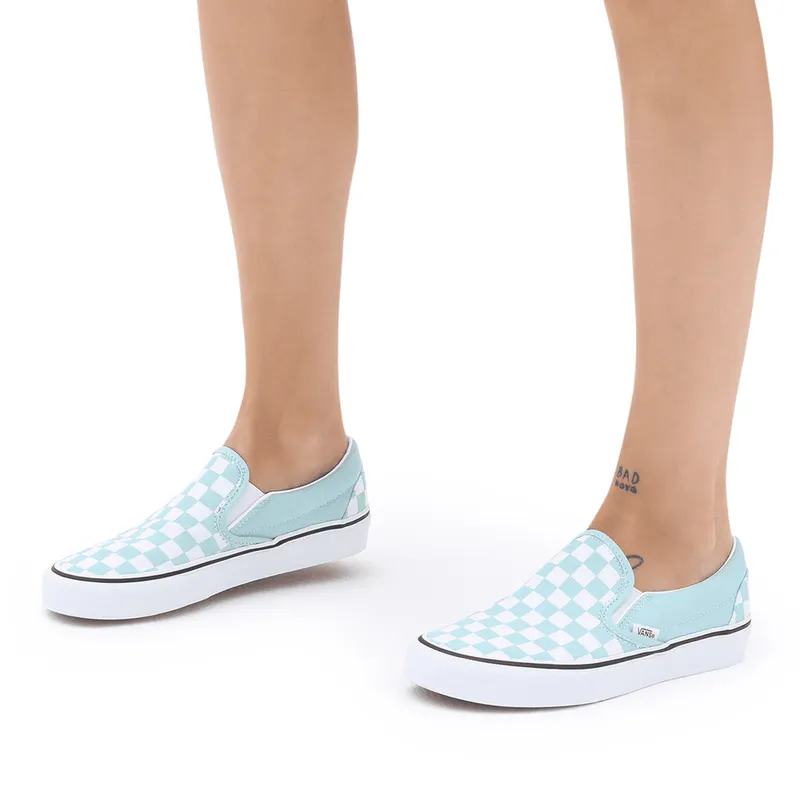 VANS Color Theory Classic Slip-on Blauw (VN0A7Q5DH7O)
