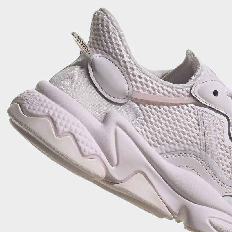 adidas OZWEEGO Almost Pink / Almost Pink / Cloud White (HQ1629)