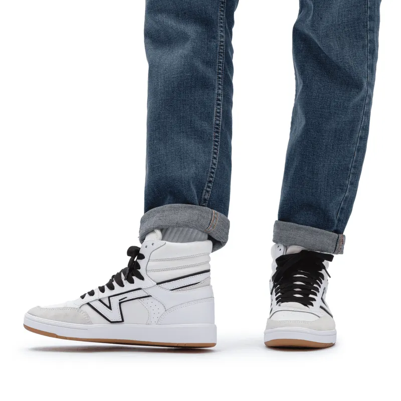 VANS Serio Collection Lowland Hi Comfycush Wit (VN0A5DY991O)