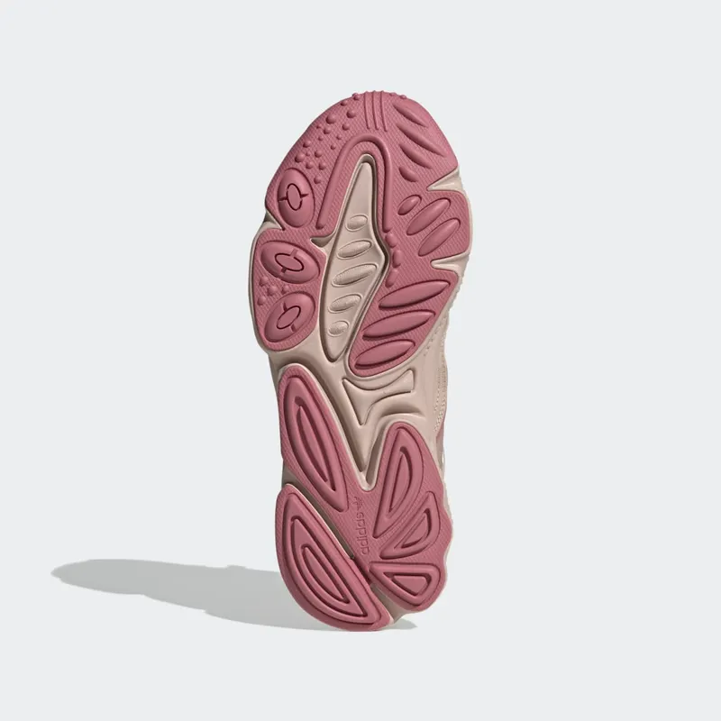 adidas OZWEEGO Wonder Taupe / Pink Strata / Wonder Taupe (HQ8544)